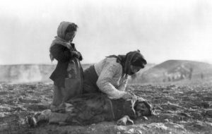 Հիշում եմ ու Պահանջում